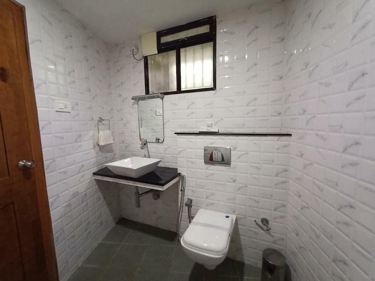 Devanganam Residency 호텔 Guruvāyūr 외부 사진